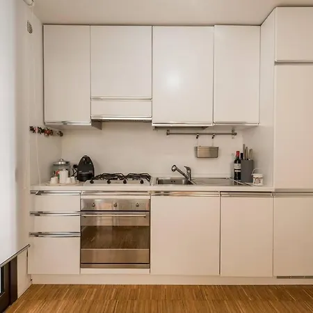 New Cosy Near To Petruzzelli Theatre